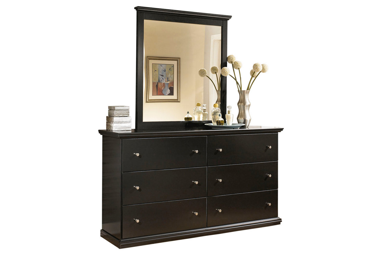 Maribel Dresser (B138)