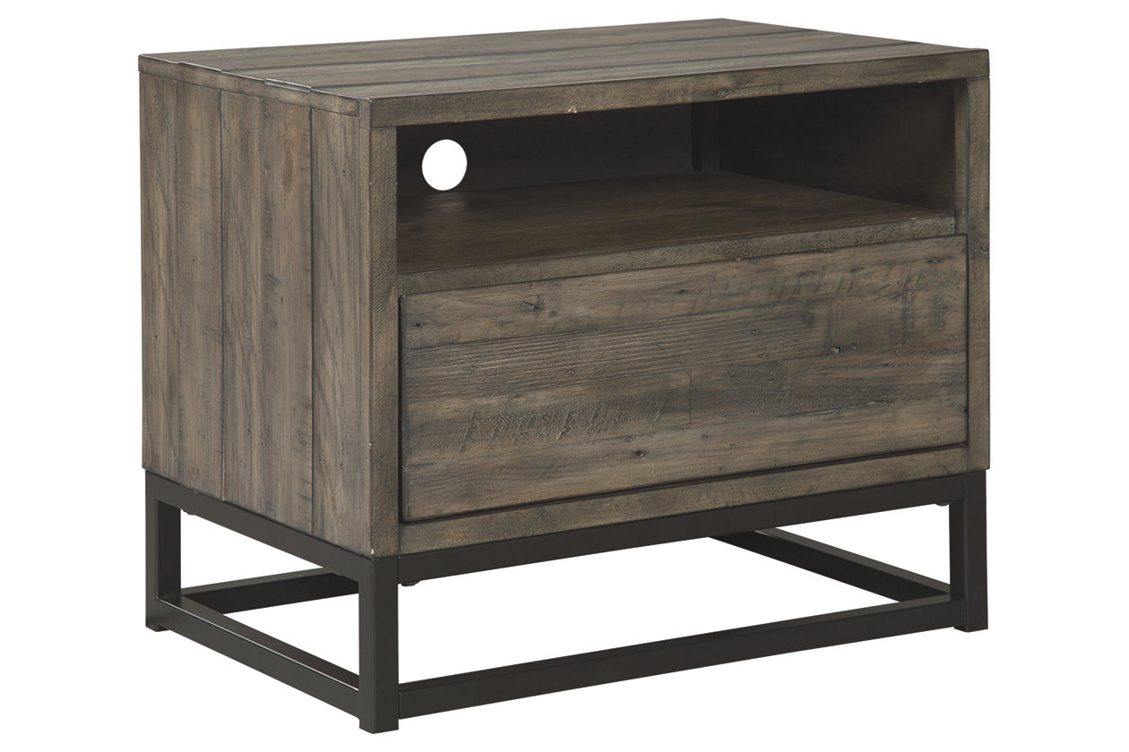 Cazentine Nightstand (B579)